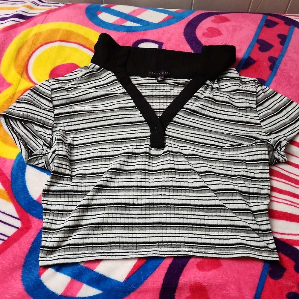 Black and White Ribbed Crop Polo Tee